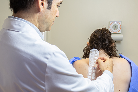 skin-allergy-reaction-person-s-back